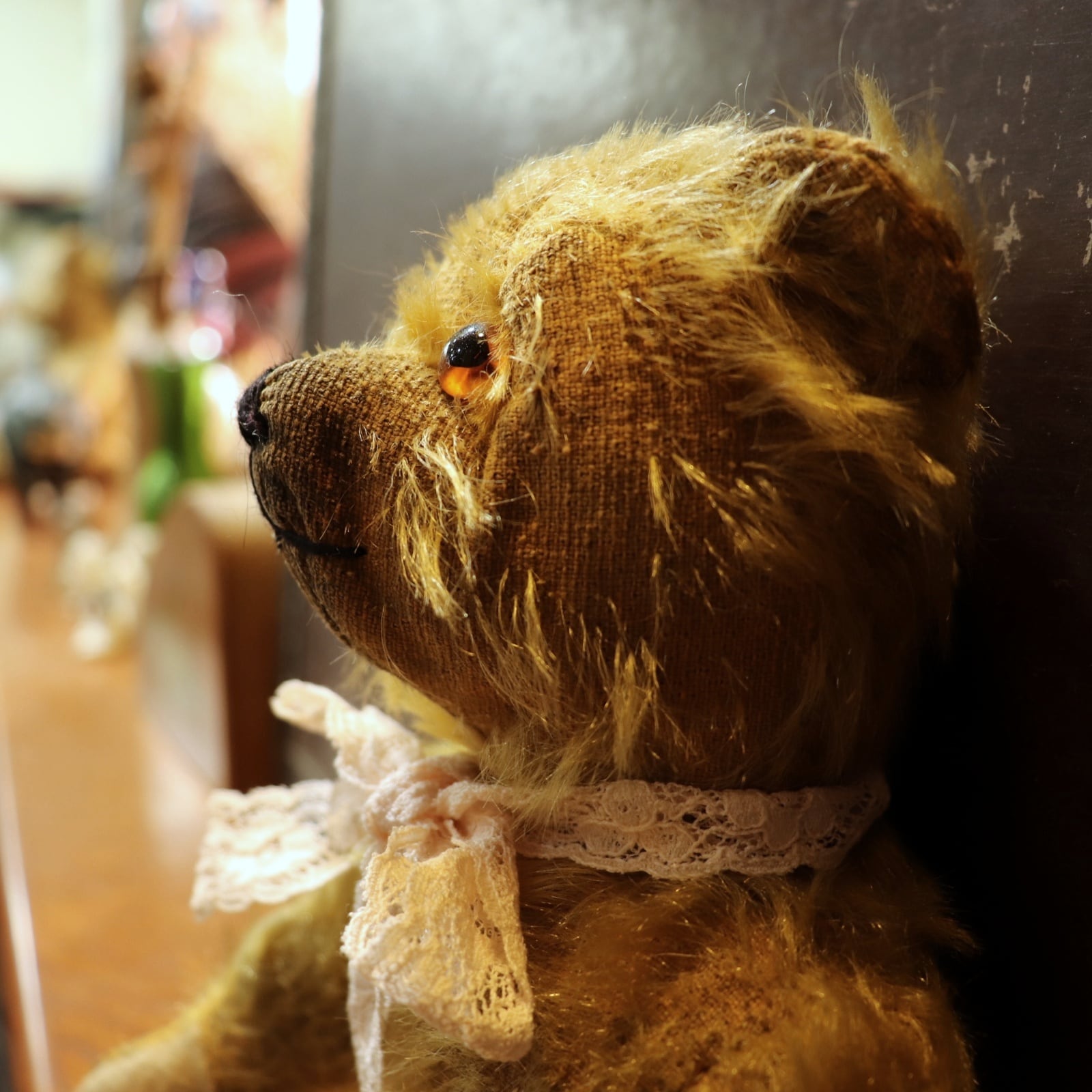 英国 ゴールドの毛並み 古いテディベア アンティークベア/愛されすぎた  