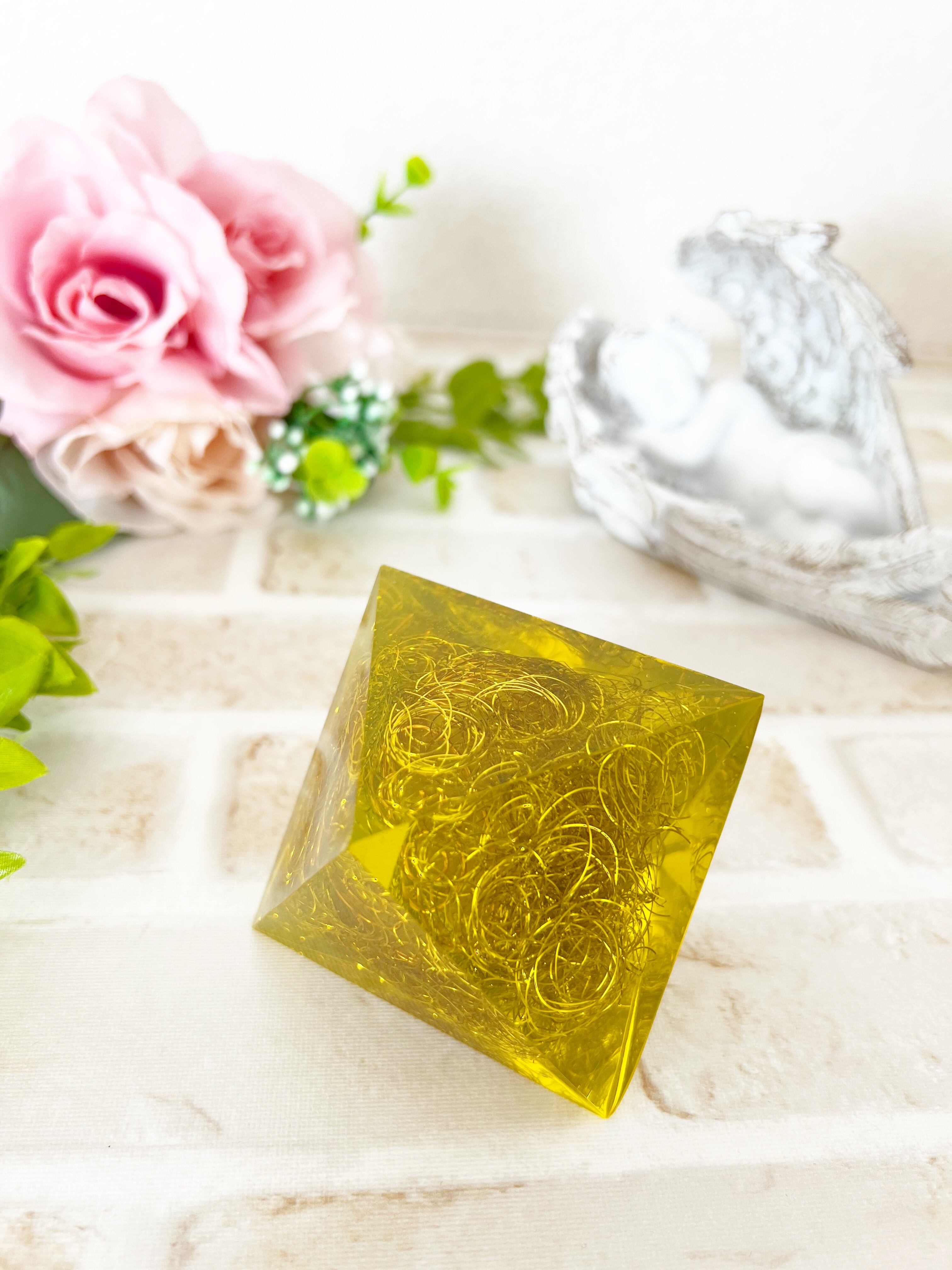 オルゴナイト】オクタヒドロン(正八面体)M・イエロー・台座なし