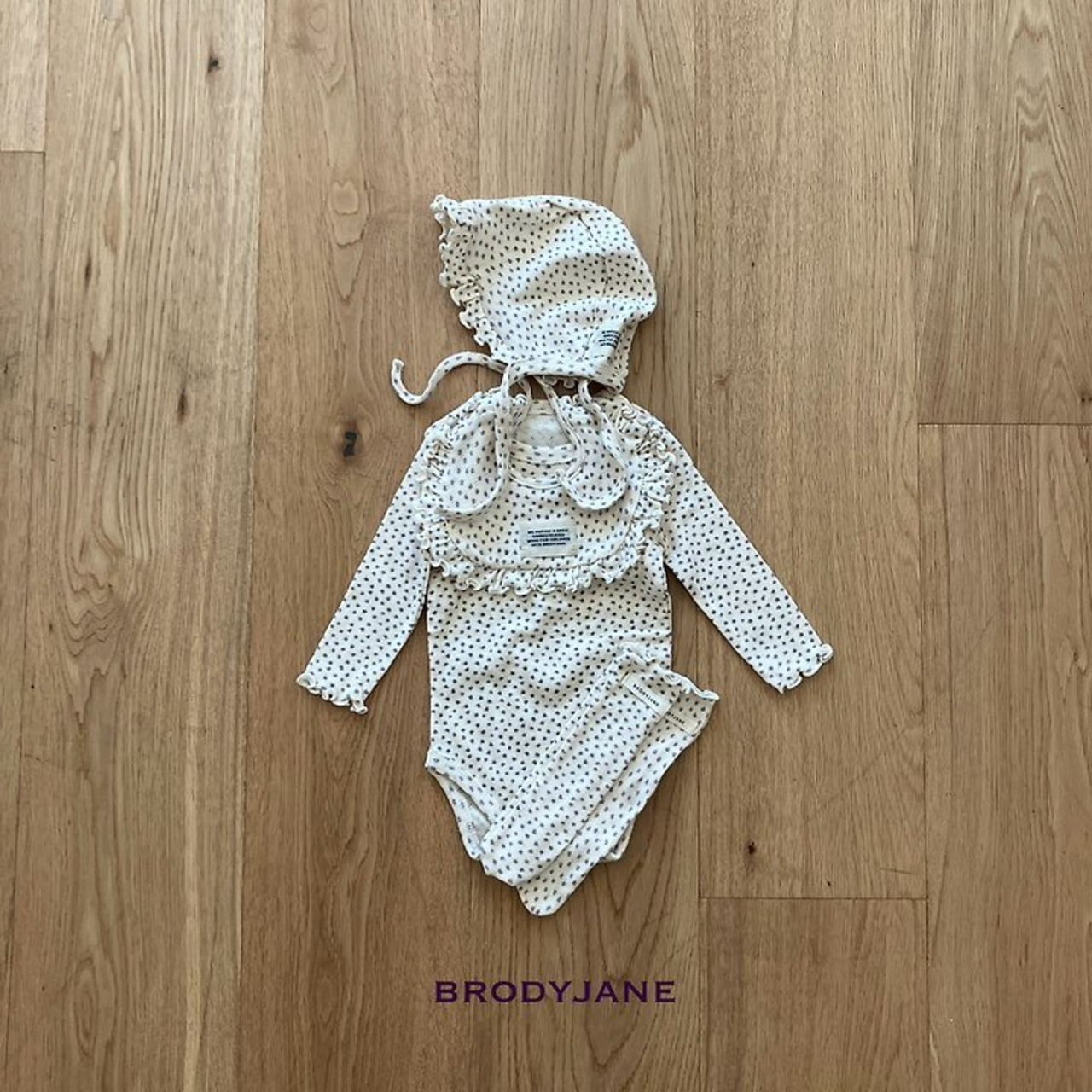韓国子供服 / 26Autumn / 〖取寄〗Brodyjane / リリーベビースーツ / ベビー服 / 赤ちゃん服 / ロンパース *S/M*