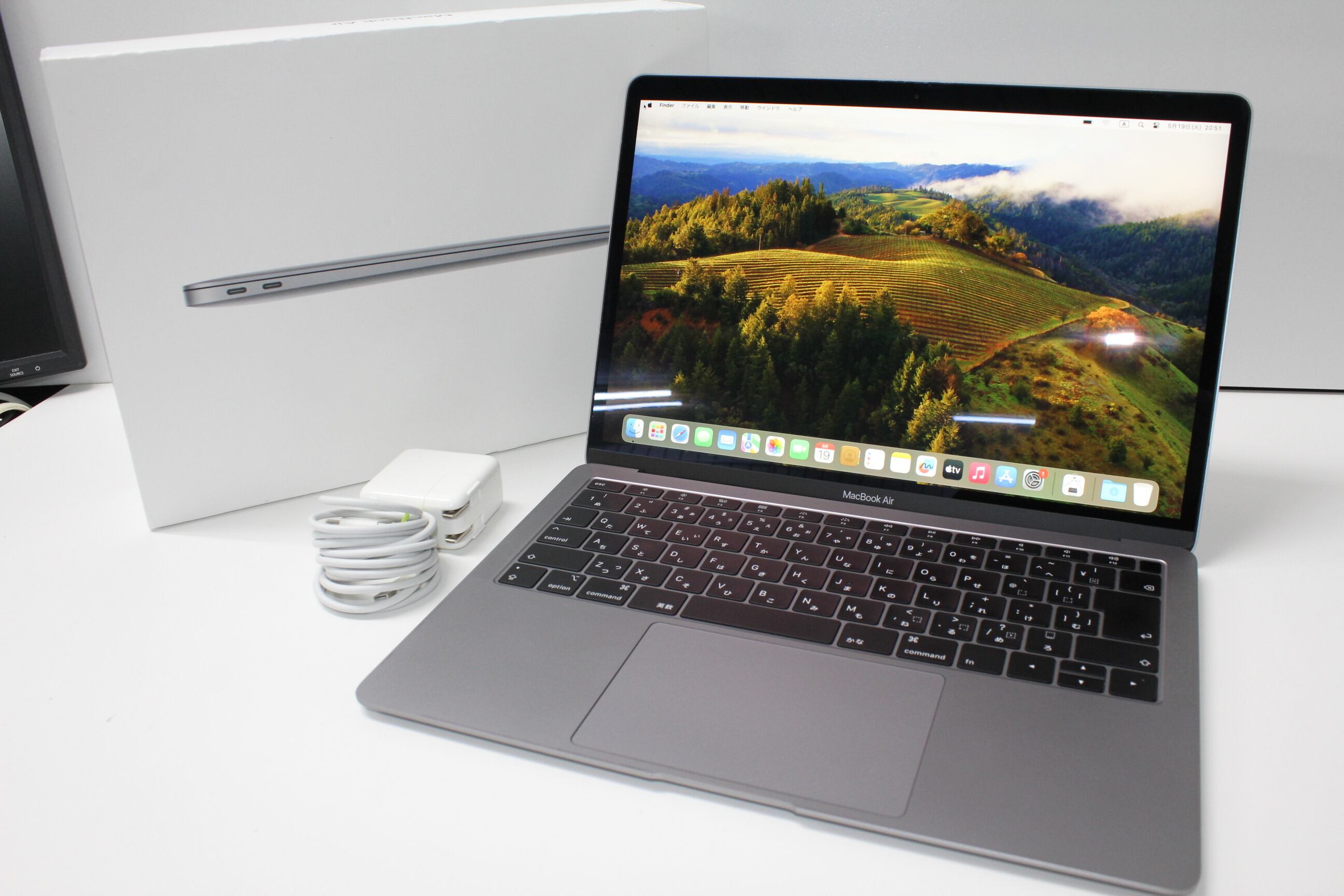 MacBook Air（Retina,13インチ,2019）128GB/8GB〈MVFH2J/A〉⑤ | 中古