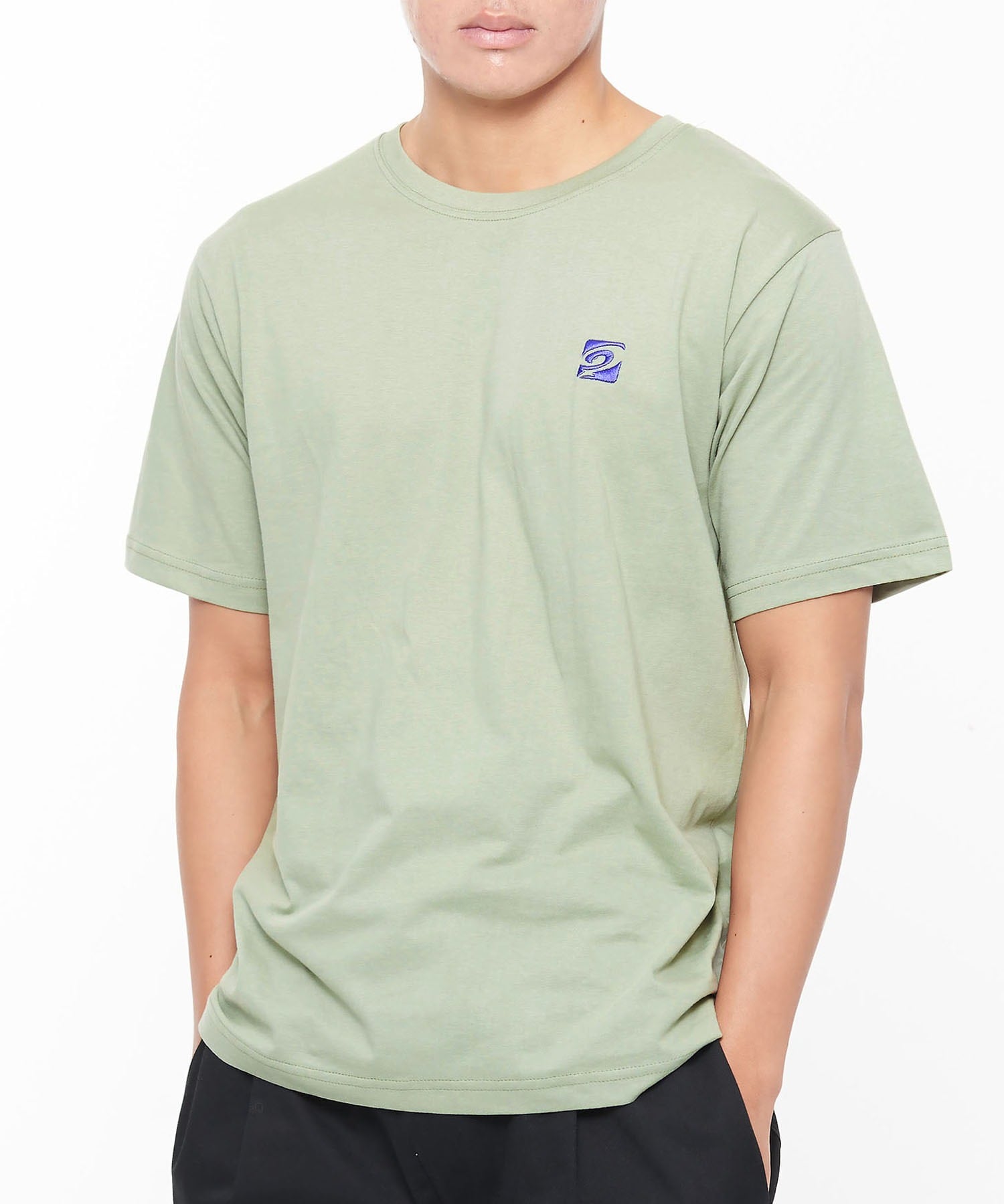 ユニセックス向けのブランドをメインにした、カジュアルな洋服や服飾