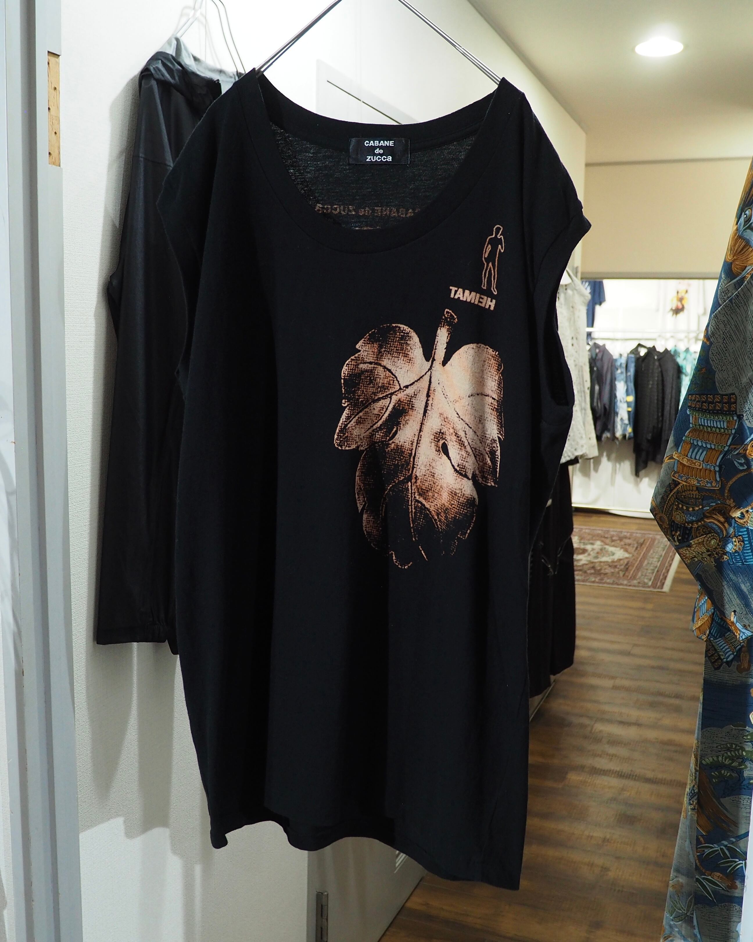 1990 ‐ 00s " CABANE de zucca × TAMIEH " Both sides printed Archive No Sleeve Tee (Sample product)