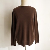 one f.  Cashmere Crew Neck Knit