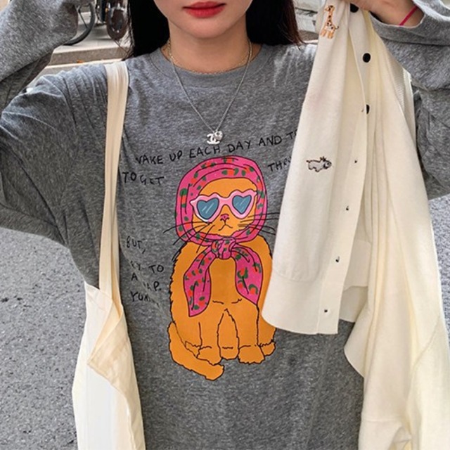 fashionista charming cat print tee  e1865