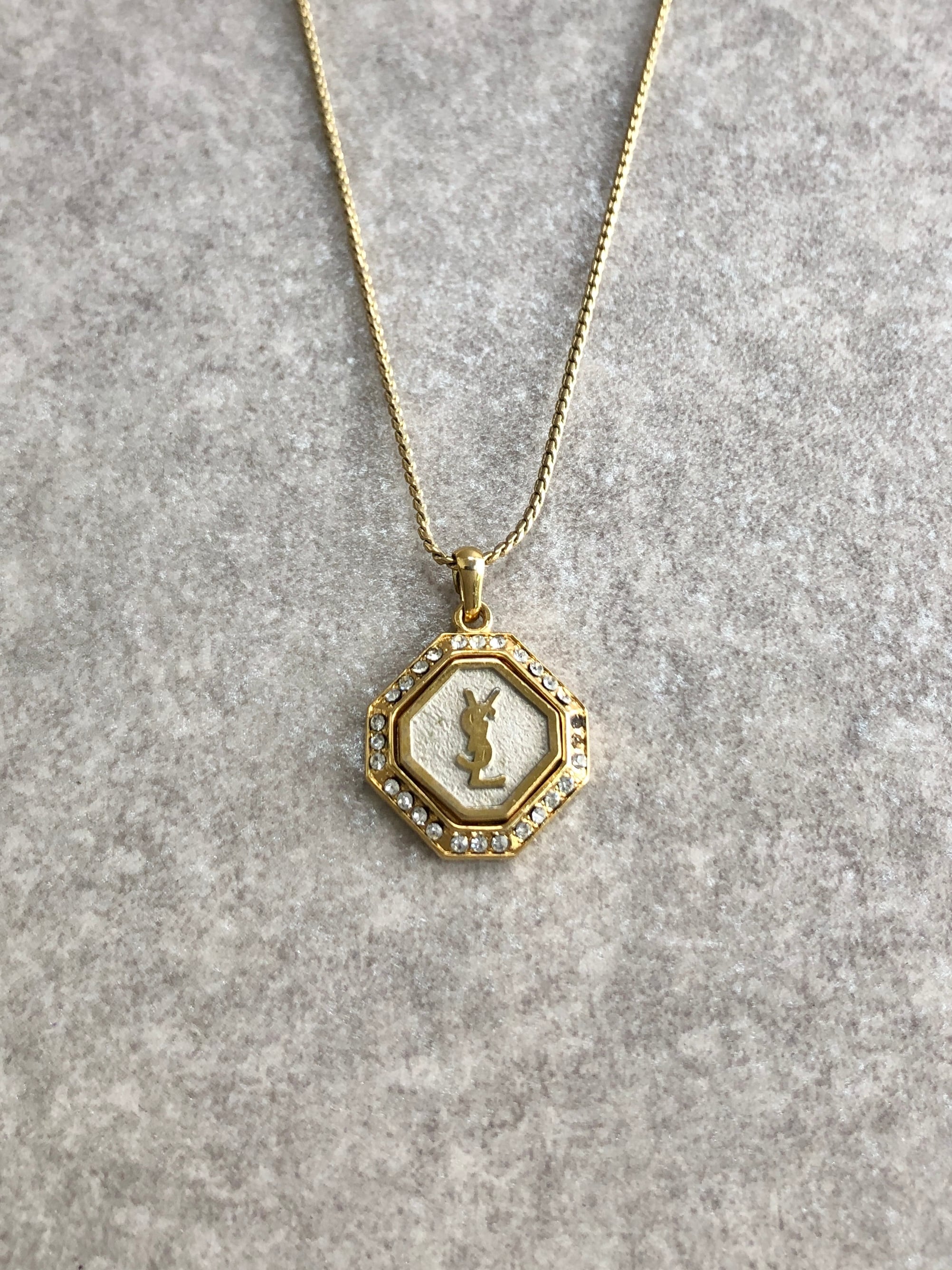Yves Saint Laurent イヴ・サンローラン ネックレス ゴールド YSL