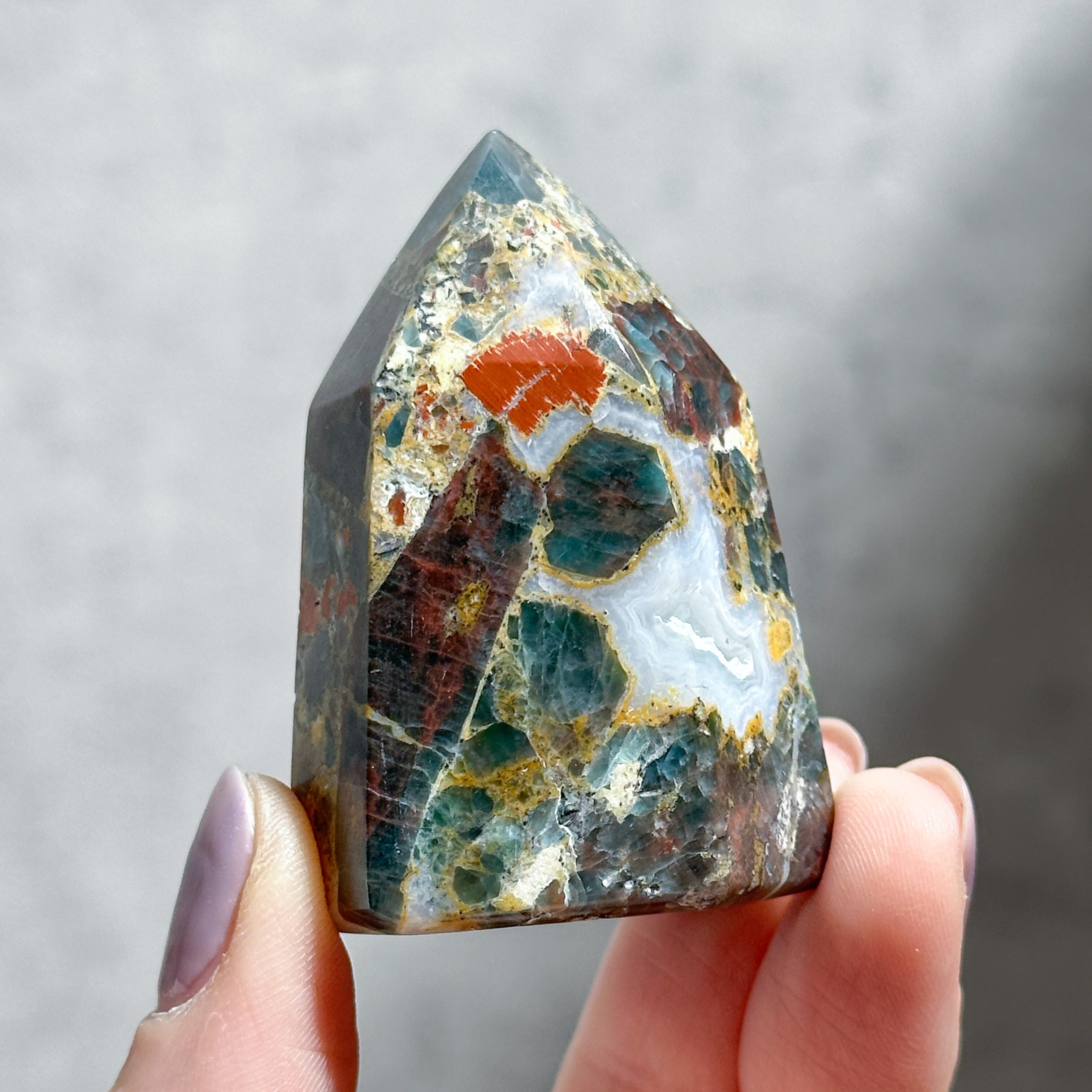 天然石　アパタイト ブルーアパタイト タワー型31◇Blue apatite ◇ 天然石・鉱物