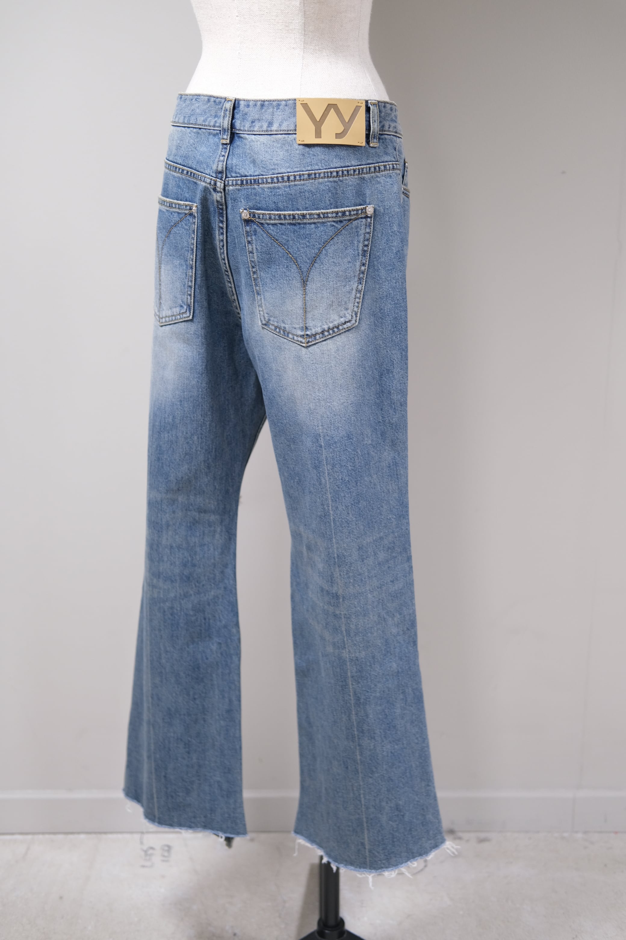 ☆韓国の人気☆【OPEN YY】☆DISTRESSED LOOSE STRAIGHT JEANS☆ OPEN YY】DISTRESSED LOOSE STRAIGHT JEANS | loop