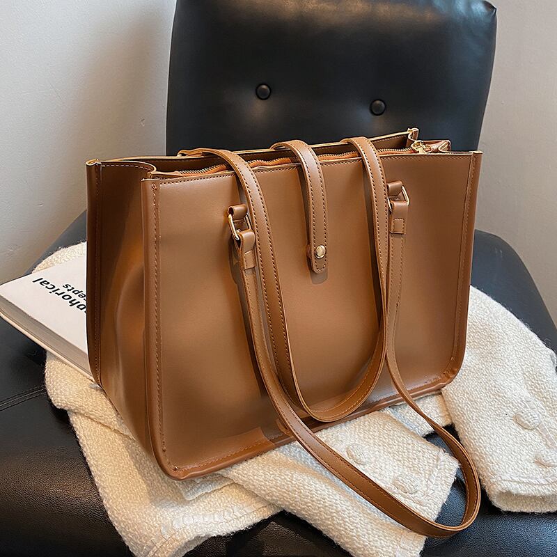 カジュアル オータム 秋物 ウィンター 冬物 ショルダーバッグ トートバッグ Tiancai_Wing_Bag93607340561