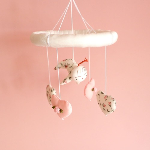 tomomi toma/ わっか飾りハート3