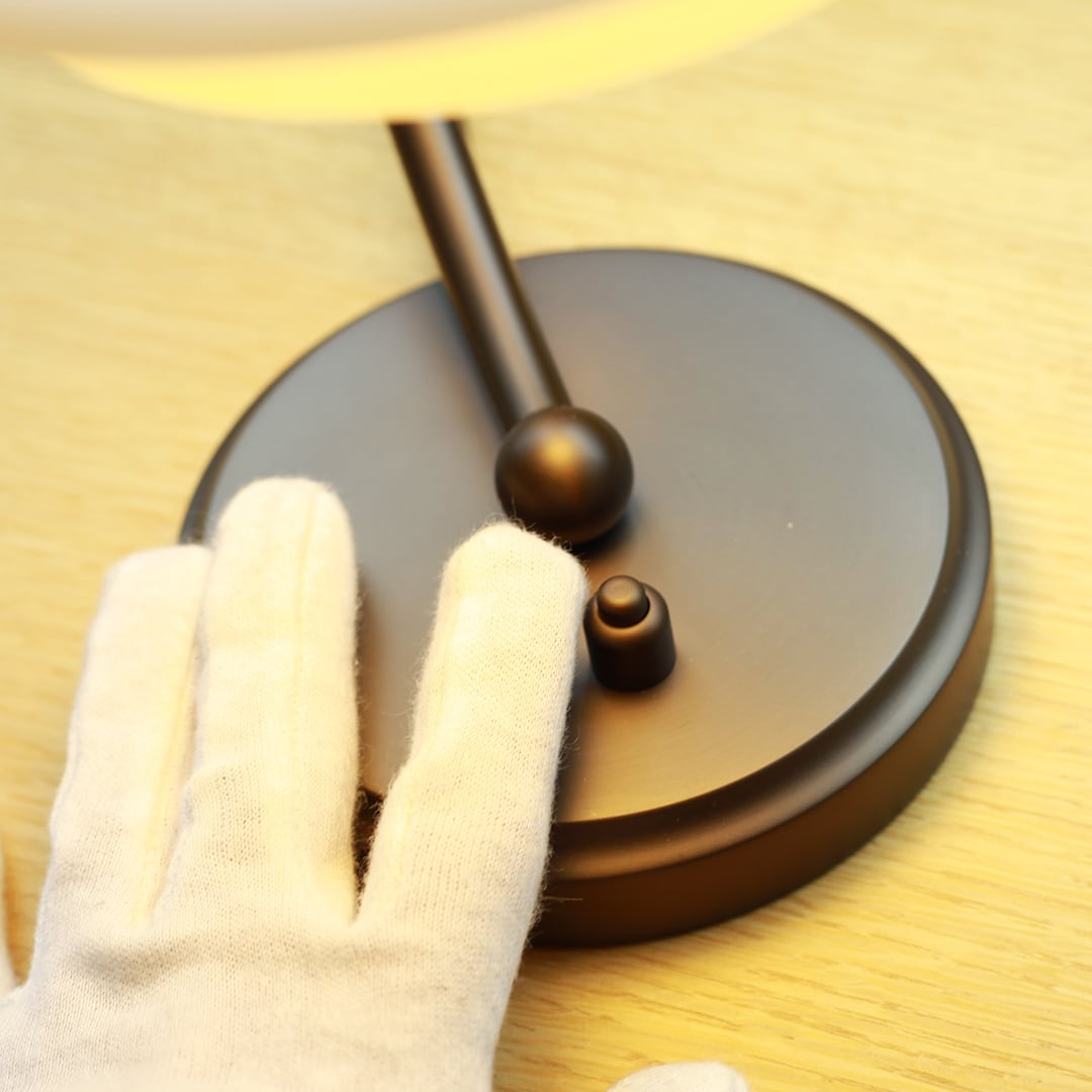 PH 2/2 LUNA AGED BRASS OPAL TABLE［ルイスポールセン］ | REAL Style