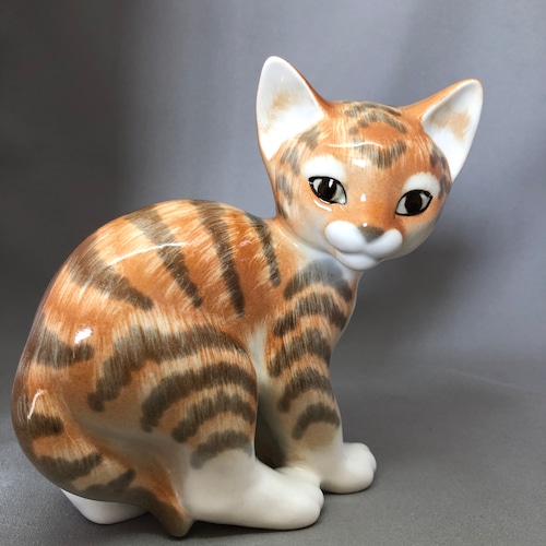 新品　Imperial Porcelain　茶白　虎猫　　