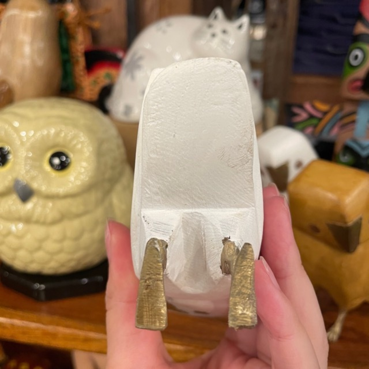 India mango wood owl objet large 3color / インド マンゴーウッド ふくろう オブジェ Lサイズ 全3色 フクロウ 梟 置物 ハンドメイド ナチュラル 天然木 かわいい 動物モチーフ プレゼント ギフト インテリア 雑貨
