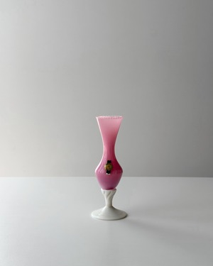 vintage vase　  /  　opaline glass　 オパリンガラスのダスティーピンクベース