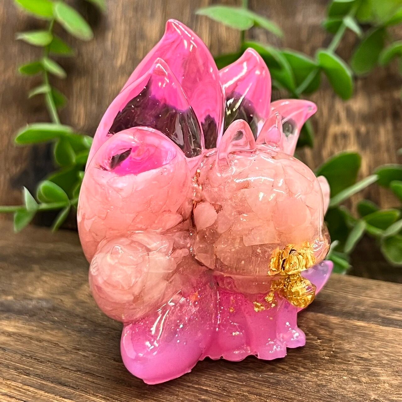 1点もの】九尾の狐オルゴナイト ローズクォーツ 金箔入り