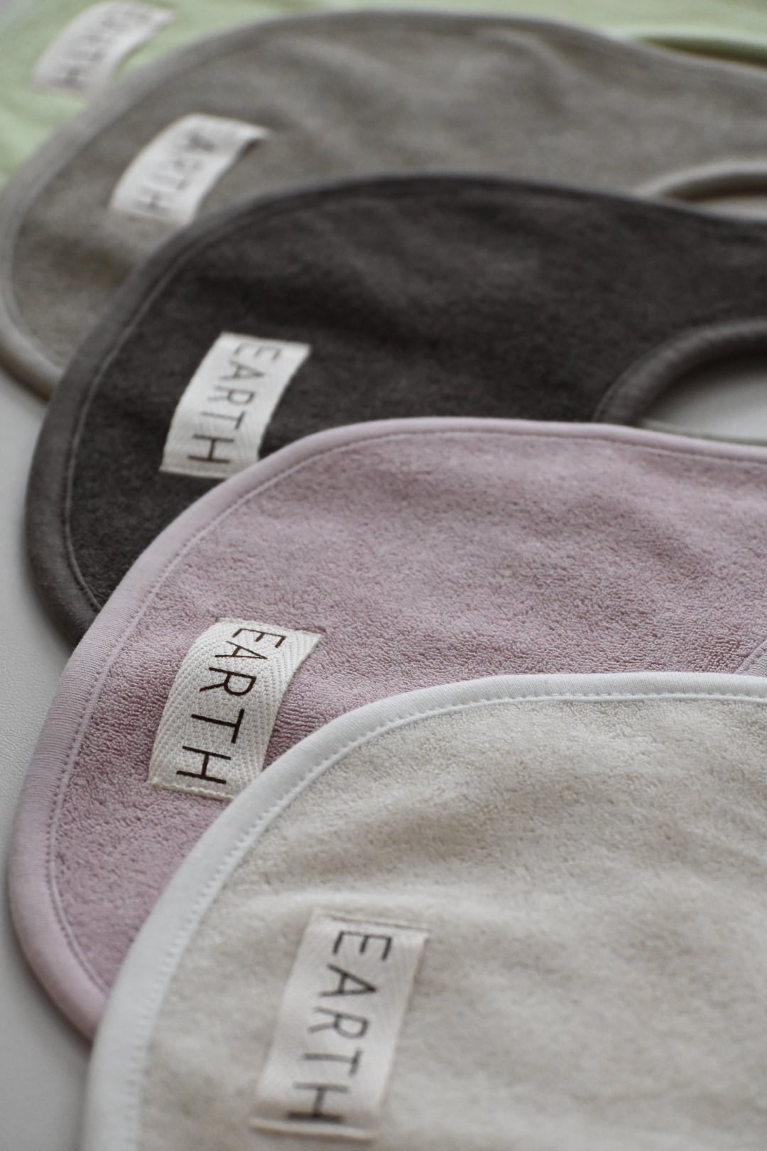 新品)Earth bib 3コ EARTH THE ARCHIVE】Organic Bib | RIRIBELL