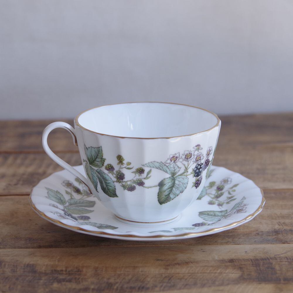 ロイヤルウースター ラビニア ティーカップ ソーサー Royal Worcester 