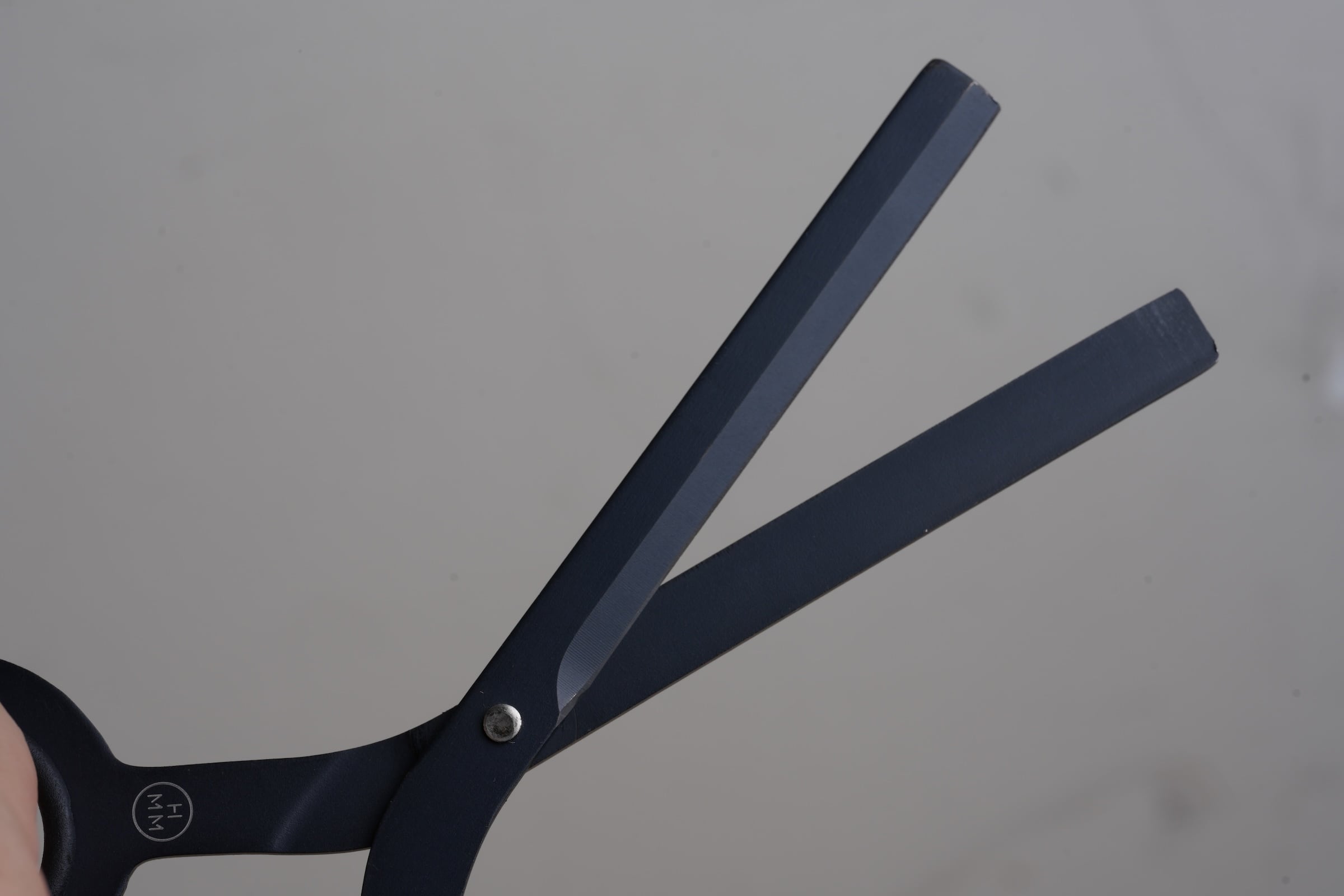 HMM Scissors | docketstore