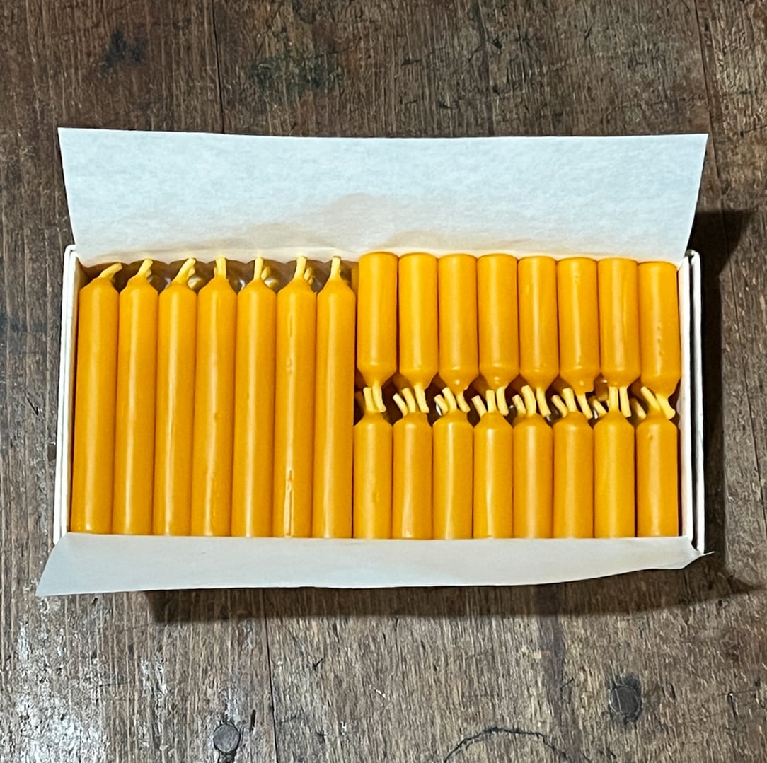 S2-36-4821 ストレート太さ9mm の2種セット 化粧箱入(9×30mm48本点灯30分 9×60mm21本点灯60分) 蜜ロウソク