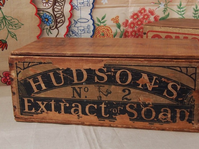 イギリスアンティーク　木箱　HUDSON'S SOAP