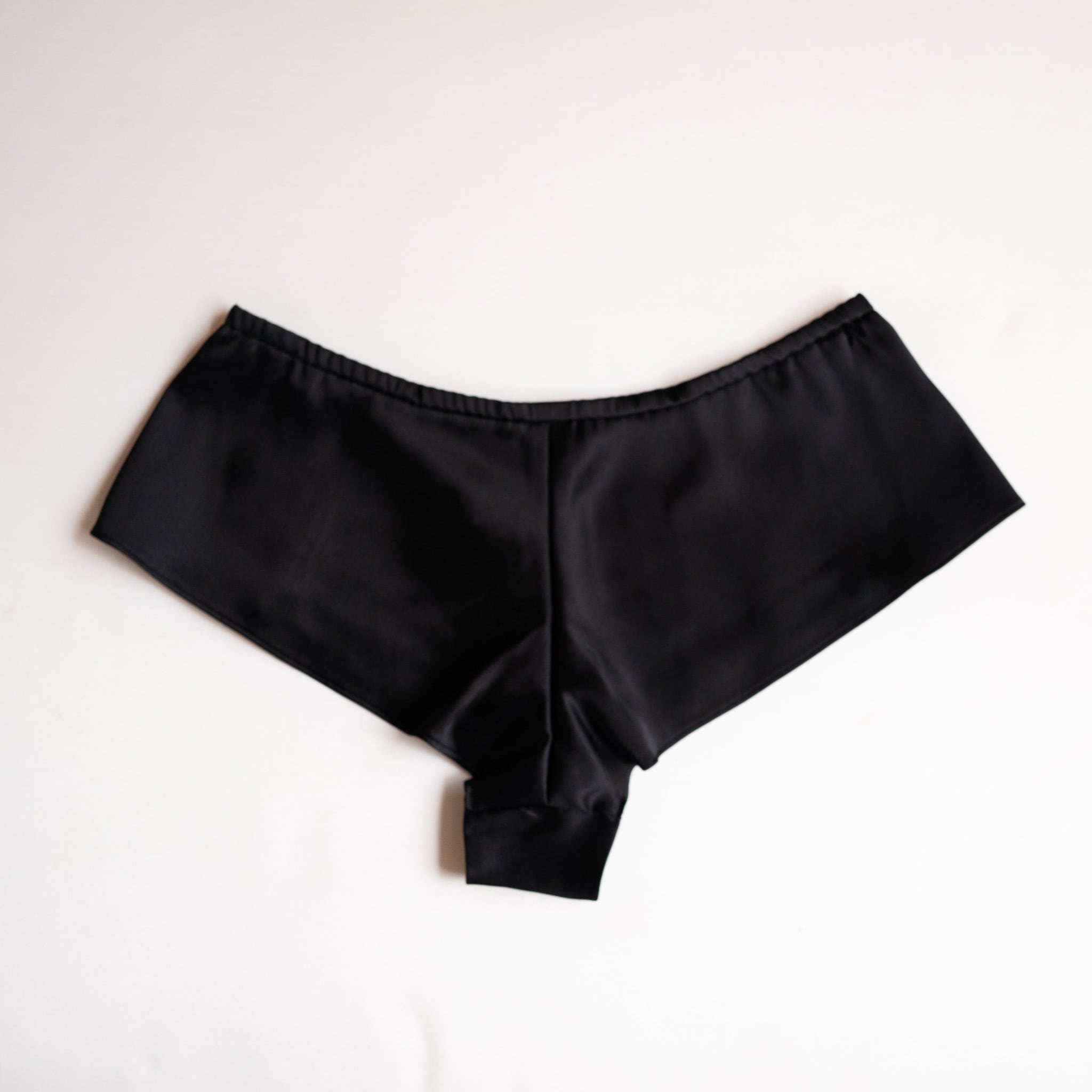 送料込★完売新品★NB★FC東京25ブラックアウトプレミアエディションショーツ adidas アディダス TIRO25 コンペティションDTショーツ(ブラック