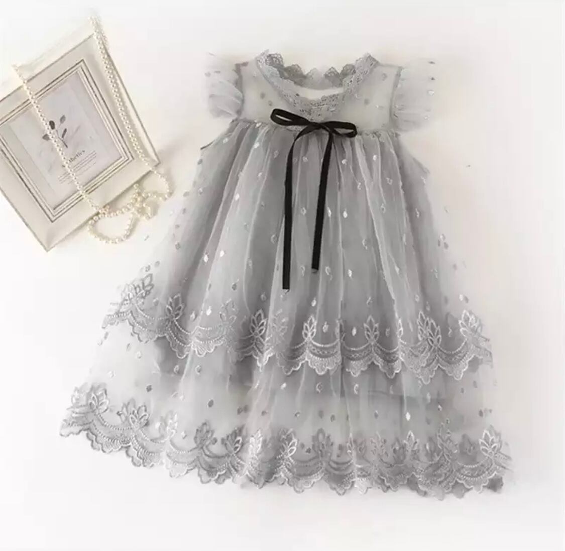 刺繍レースワンピース》》》》》》》》レース 刺繍 リボン クリスマス ドレス パーティー ワンピース プチプラ 海外子供服 韓国 リボン 撮影 フォト イベント