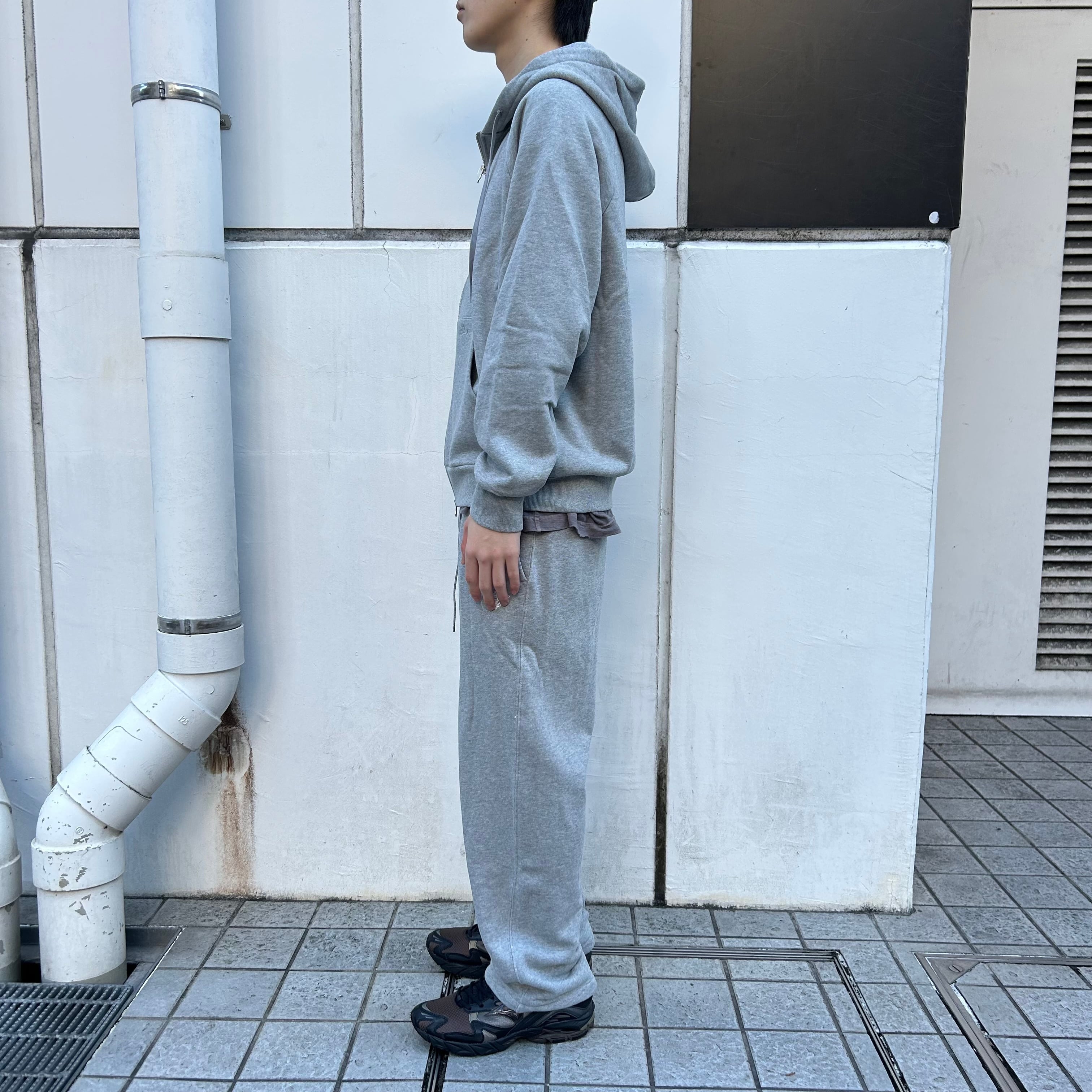 Diaspora Skateboards】Hayes Full Zip Hooded Sweatshirt(Wine)〈国内