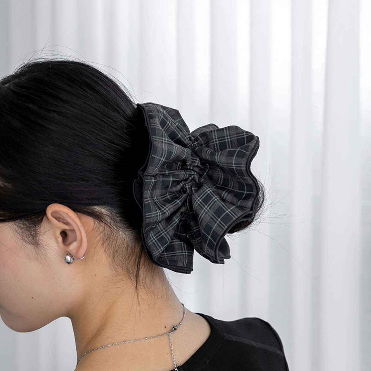 【ネコポス便】ヘアアクセ シュシュ 特大 ビッグシュシュ チェック柄 無地 リバーシブル バイカラー パイピング ヘアアクセサリー 大きめ 2590