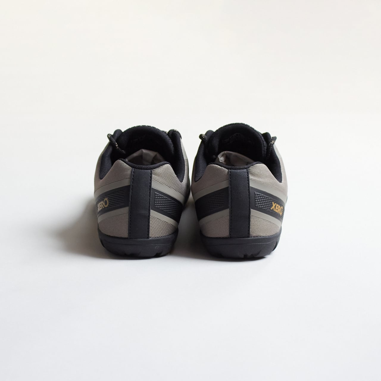 XERO SHOES（ゼロシューズ）MEN メサトレイル2 -フォールンロック