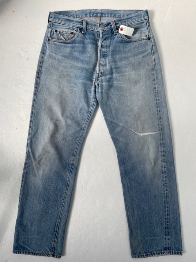 M-102 リーバイス Levis501古着 1982年赤耳 米国製刻558　W 84cm  股下 73cm　