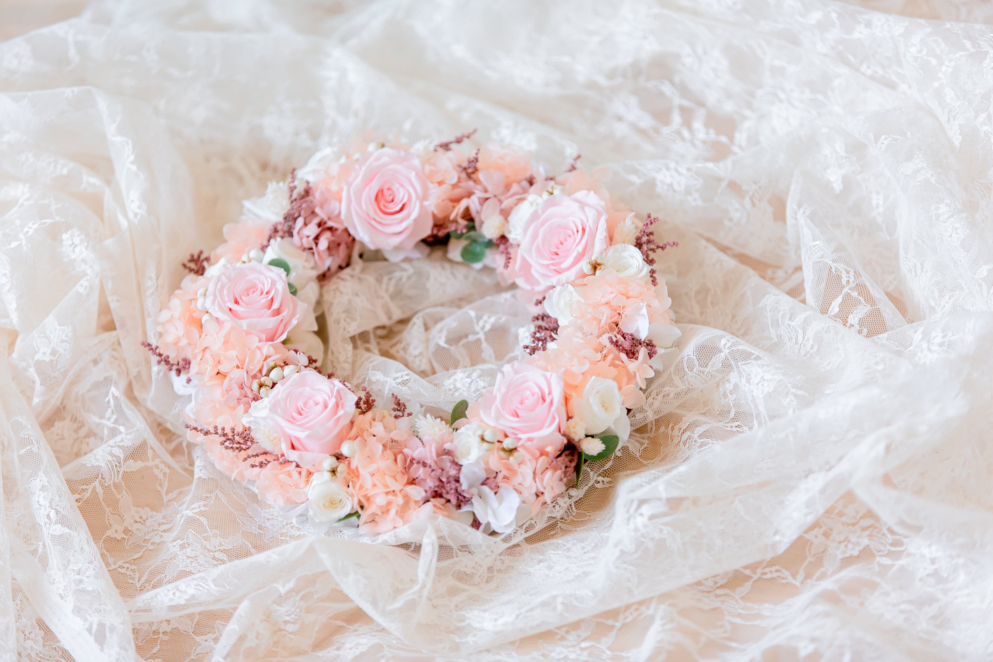 お祝いの贈り物に】プリザーブドフラワーリース（オーダーメイド