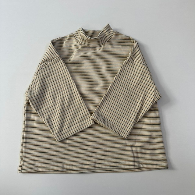 turtleneck(S) / oatmeal @__toa__03  / milou's used
