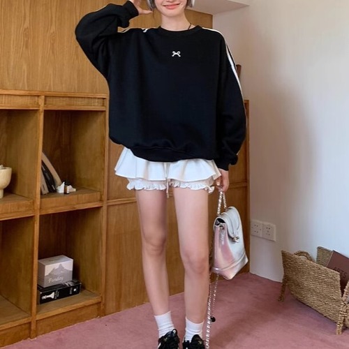 トレーナー レディース トップス ゆったり ガーリー スポーティ ショート丈 ラウンドネック ボリュームスリーブ かわいい ライン ybh2275