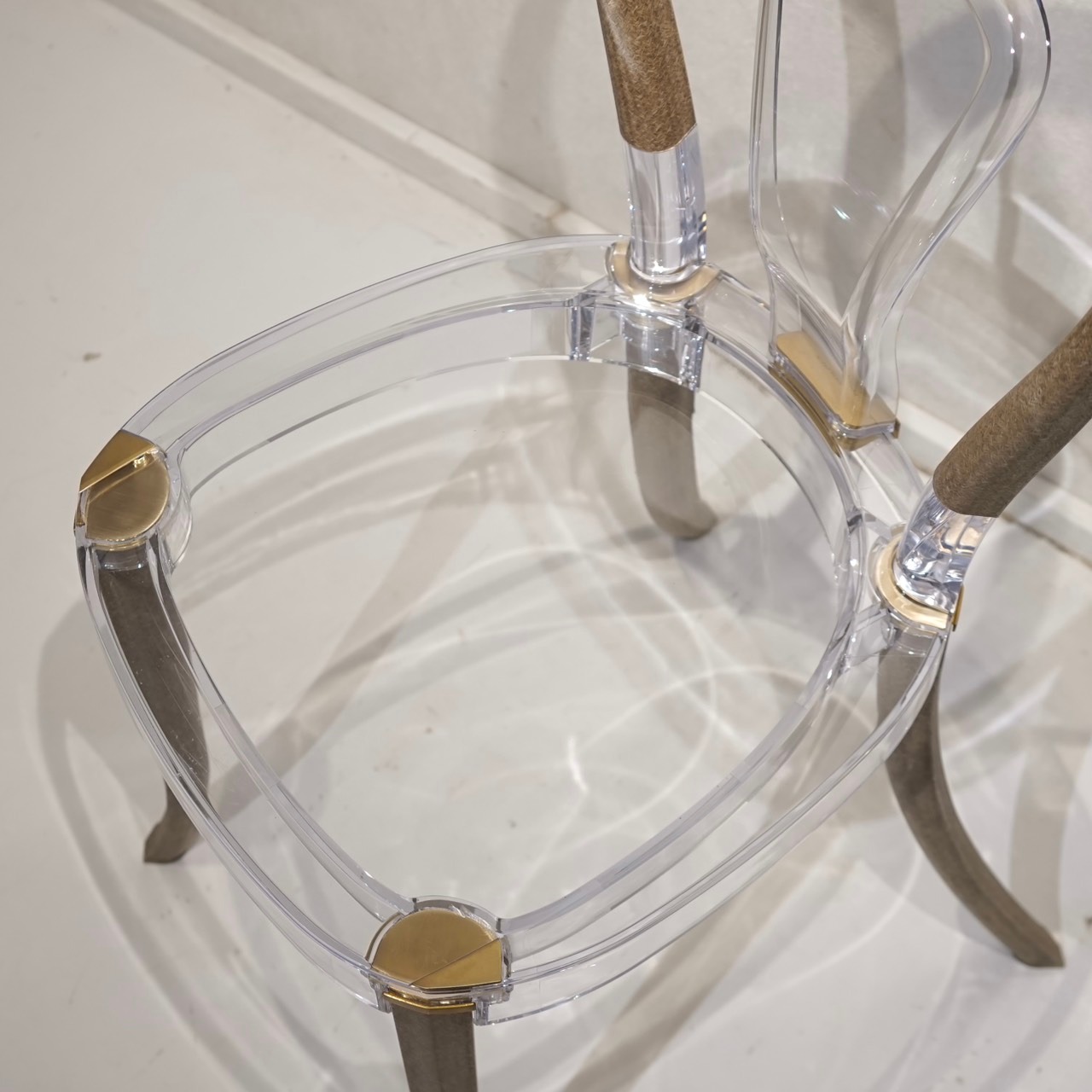 Bello Select ダイニングチェア アームレス チェア 椅子 クリア 樹脂座面 木脚 北欧 モダン ナチュラル