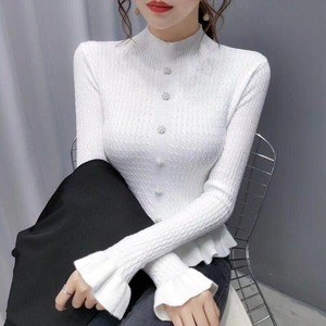 フロントパールフレア袖ニット