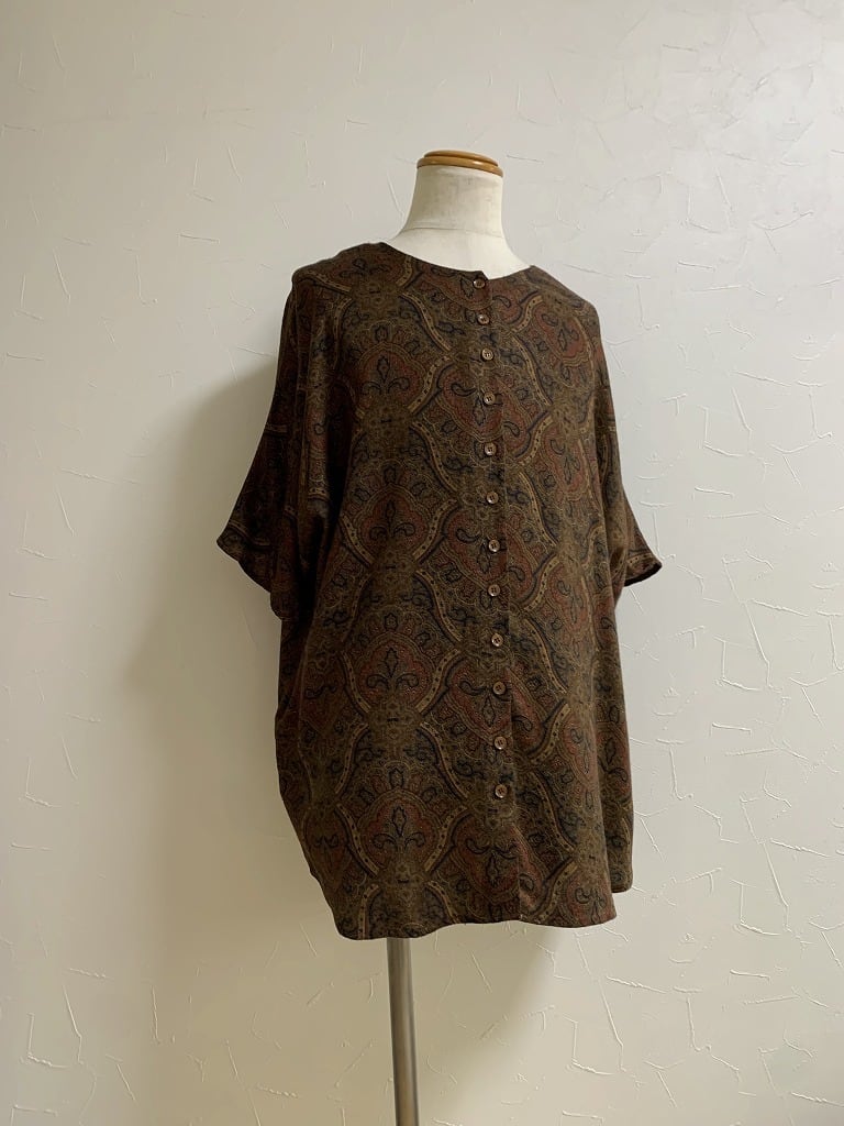 1980's Patterned No Collar Half Sleeve Shirt