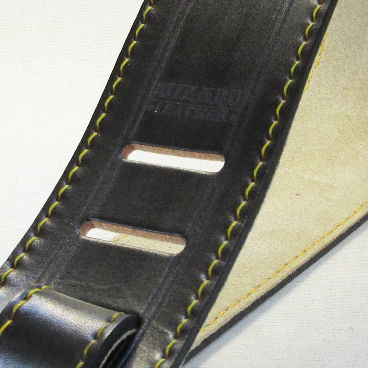 黒革ストラップ（サンフラワーイエロー・ステッチ）st225 | wizardleather