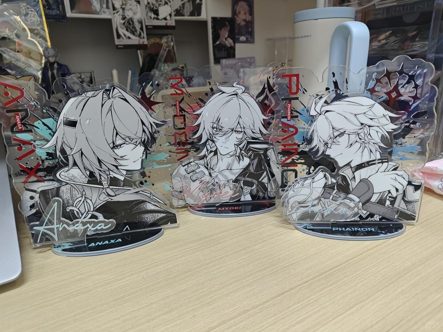 予約】アナイクス ファイノン モーディス アクリルスタンド | 萌