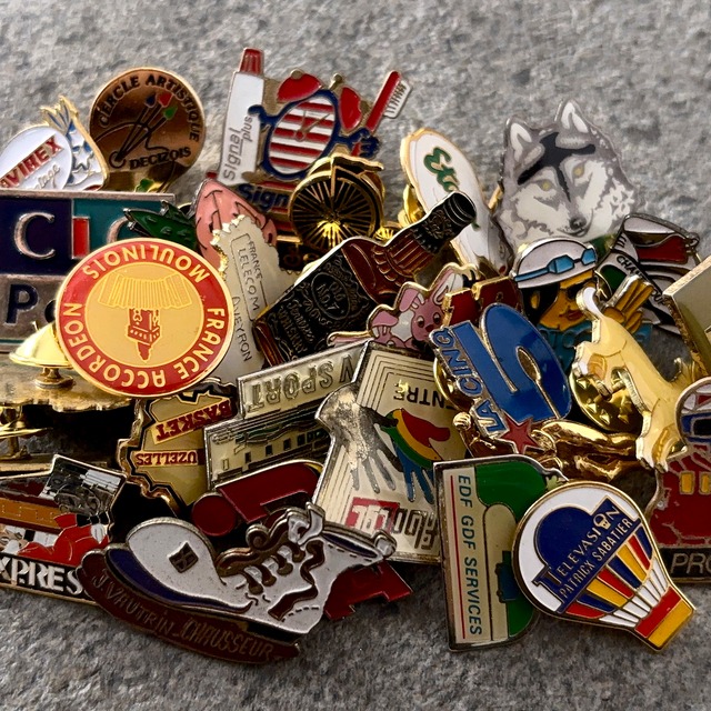 30個  フランス雑貨 ヴィンテージ  ピンバッジ ピンズ France pins  Pin badge vintage 古着 通販 リメイク ブローチ  アタッチメント付属 雑貨 2605005-2605027-11