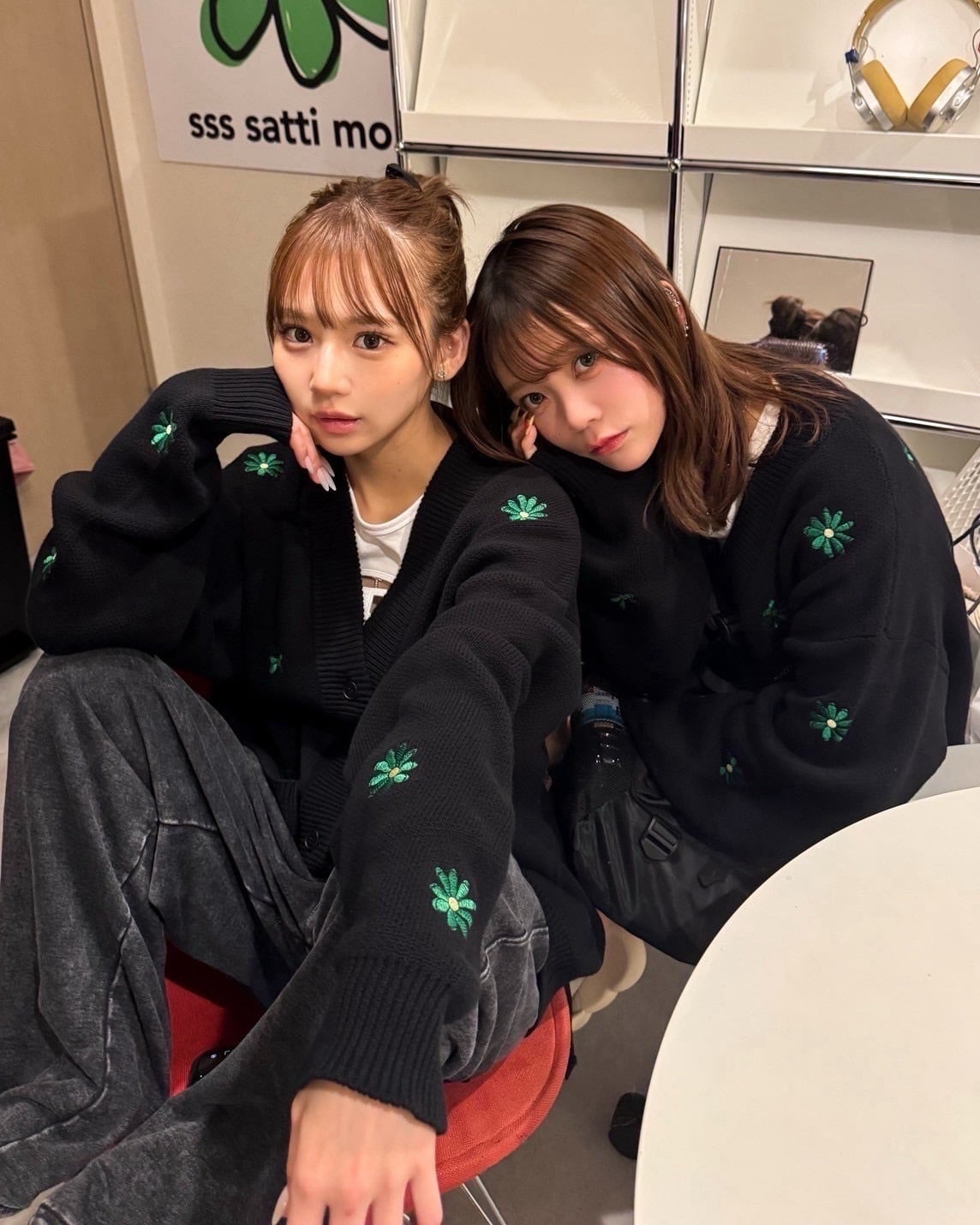 Flower LOGO cardigan | ssssattimous