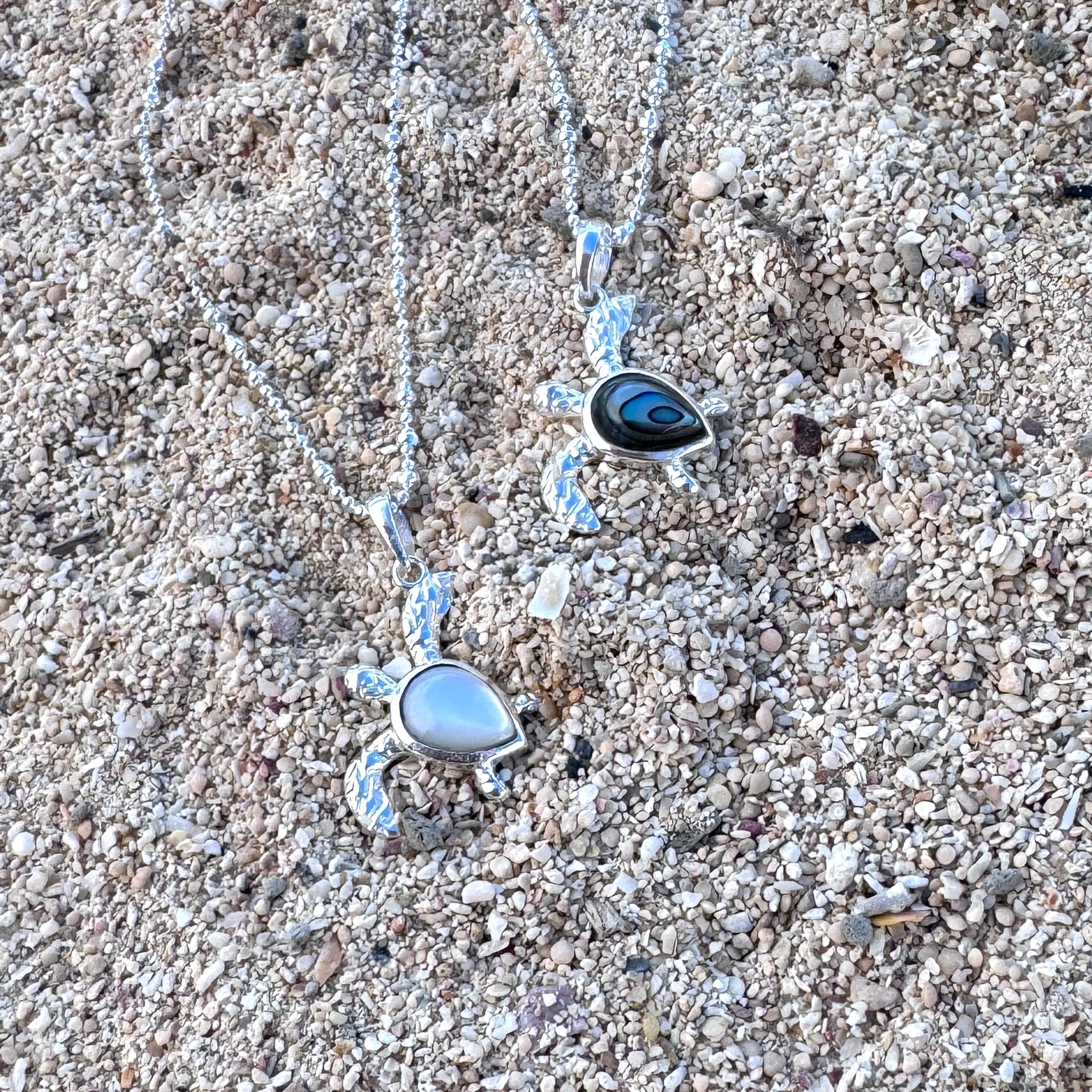 白蝶貝 / アバロン 横カメ ペンダント 亀 （チェーン オプション