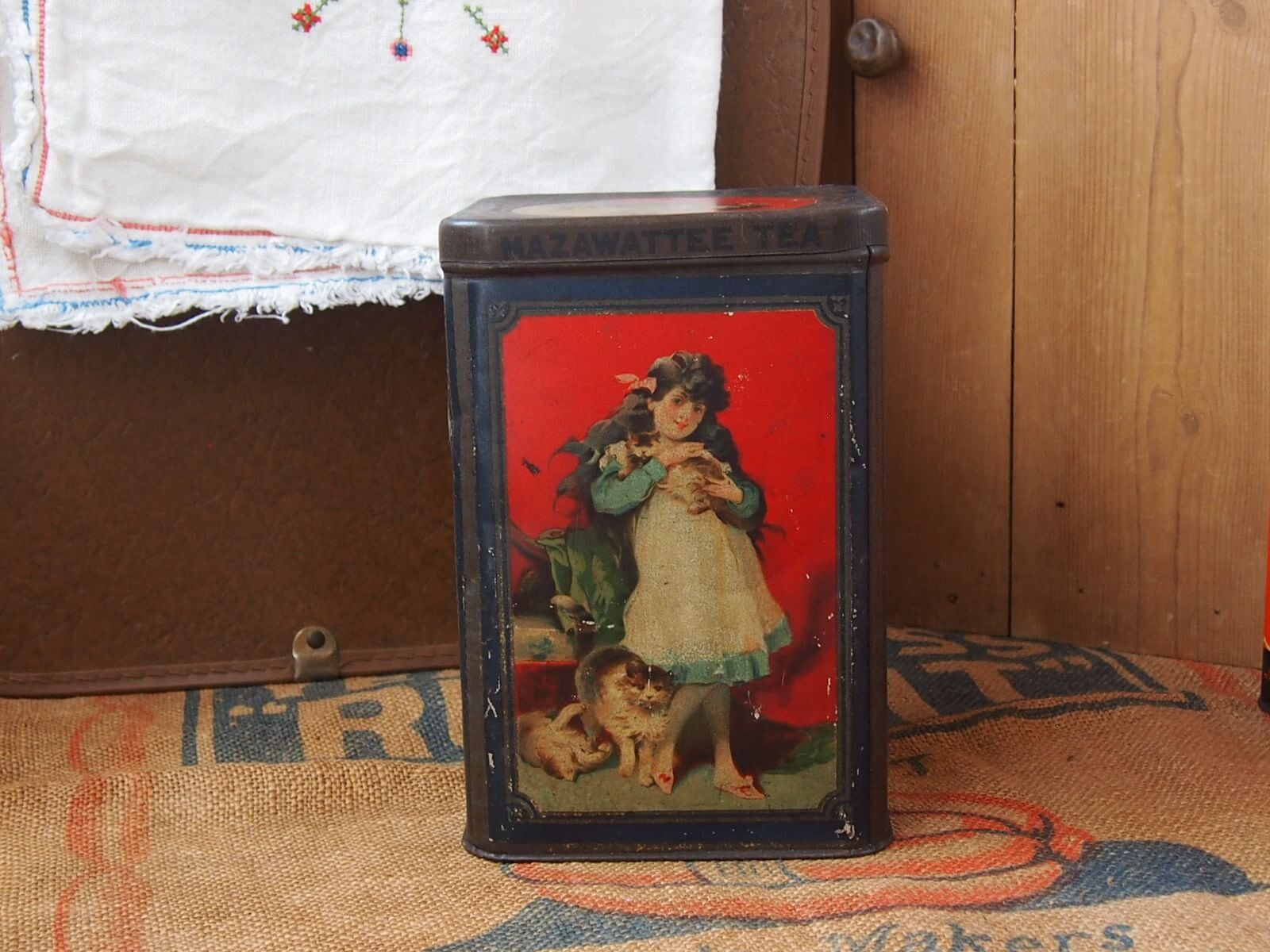 イギリスアンティーク 紅茶缶 MAZAWATTEE TEA | Bonny Bee