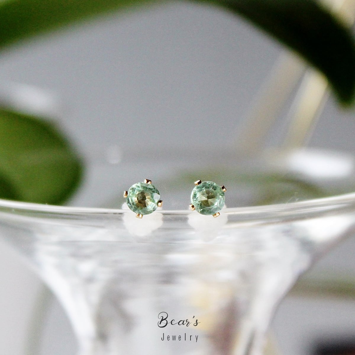 希少！グリーンカイヤナイトのひと粒ピアス｜4mm｜選べるピアス金具