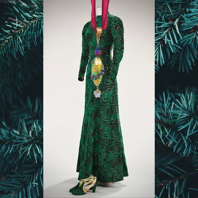 永遠のリースネックレス　ゴールド