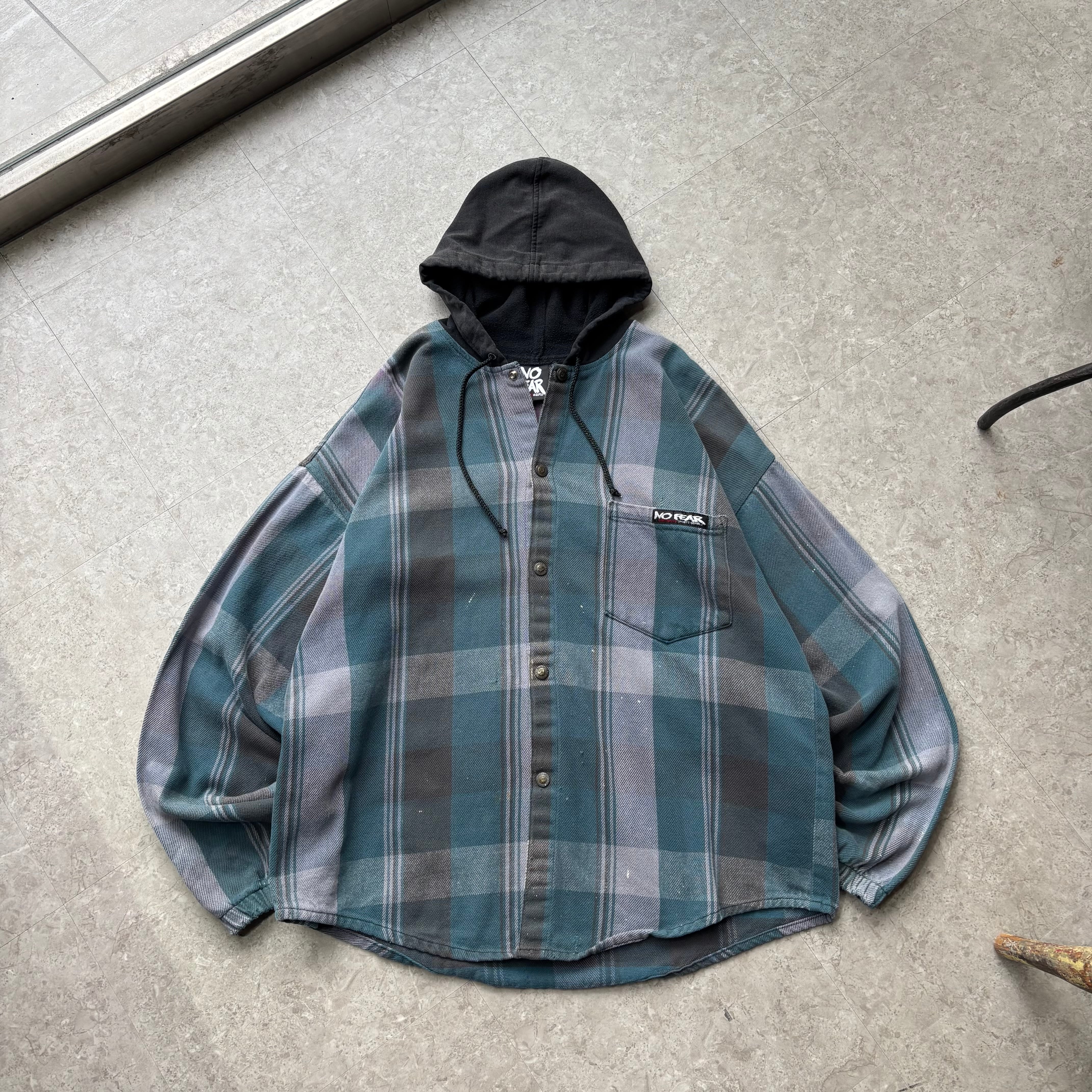 90s NO FEAR check flannel shirt hoodie【仙台店】