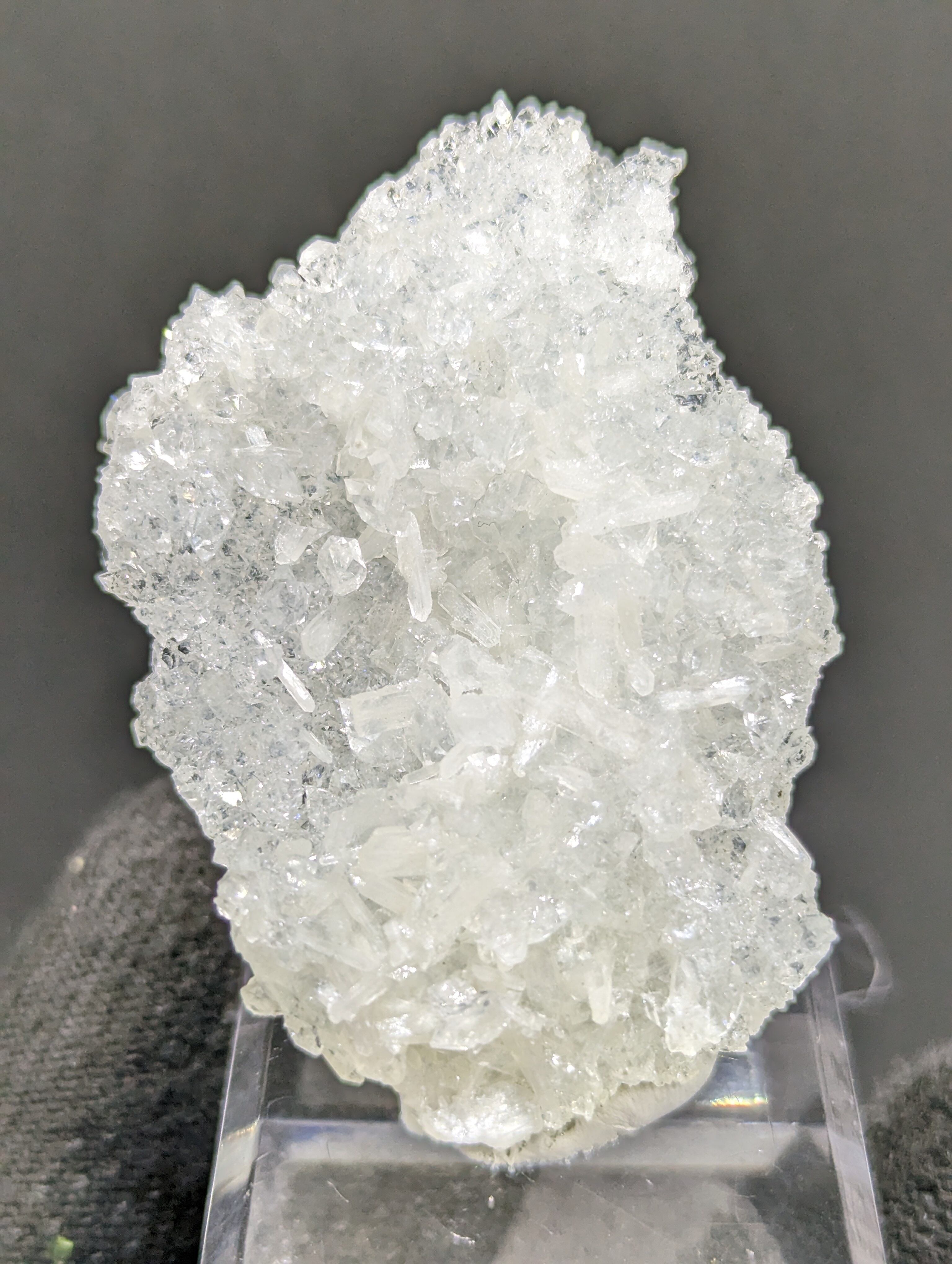 インド産　ダイヤモンドアポフィライト493g AAA級　良いものがほしい方へ インド産 ダイヤモンドアポフィライト493g AAA級 天然石｜Yahoo