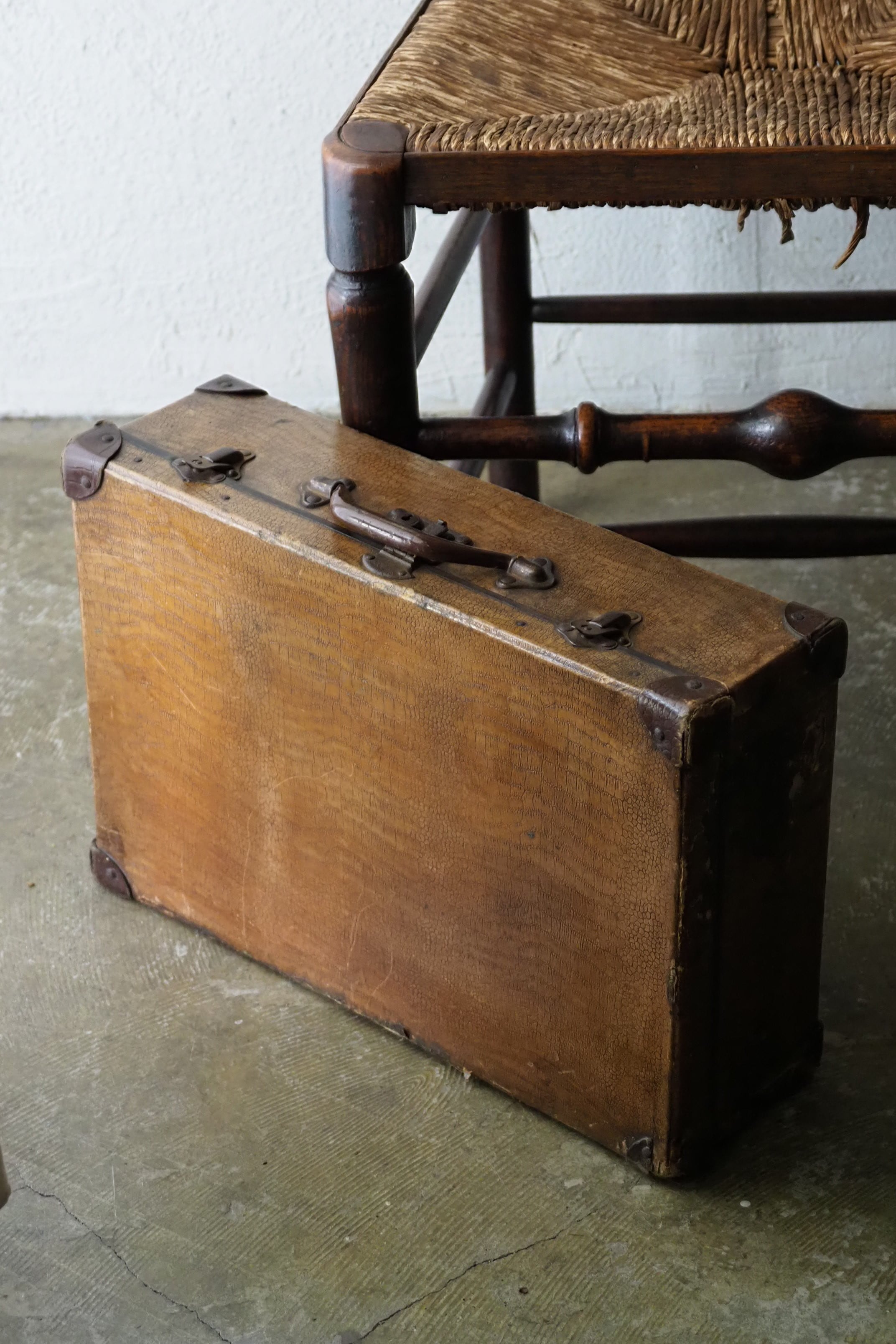 フランスの小振りなトランク-antique trunk | アンティーク