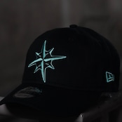 【gifthat別注】NEW ERA 930/9THIRTY シアトル・マリナーズ BLK SGLS PC