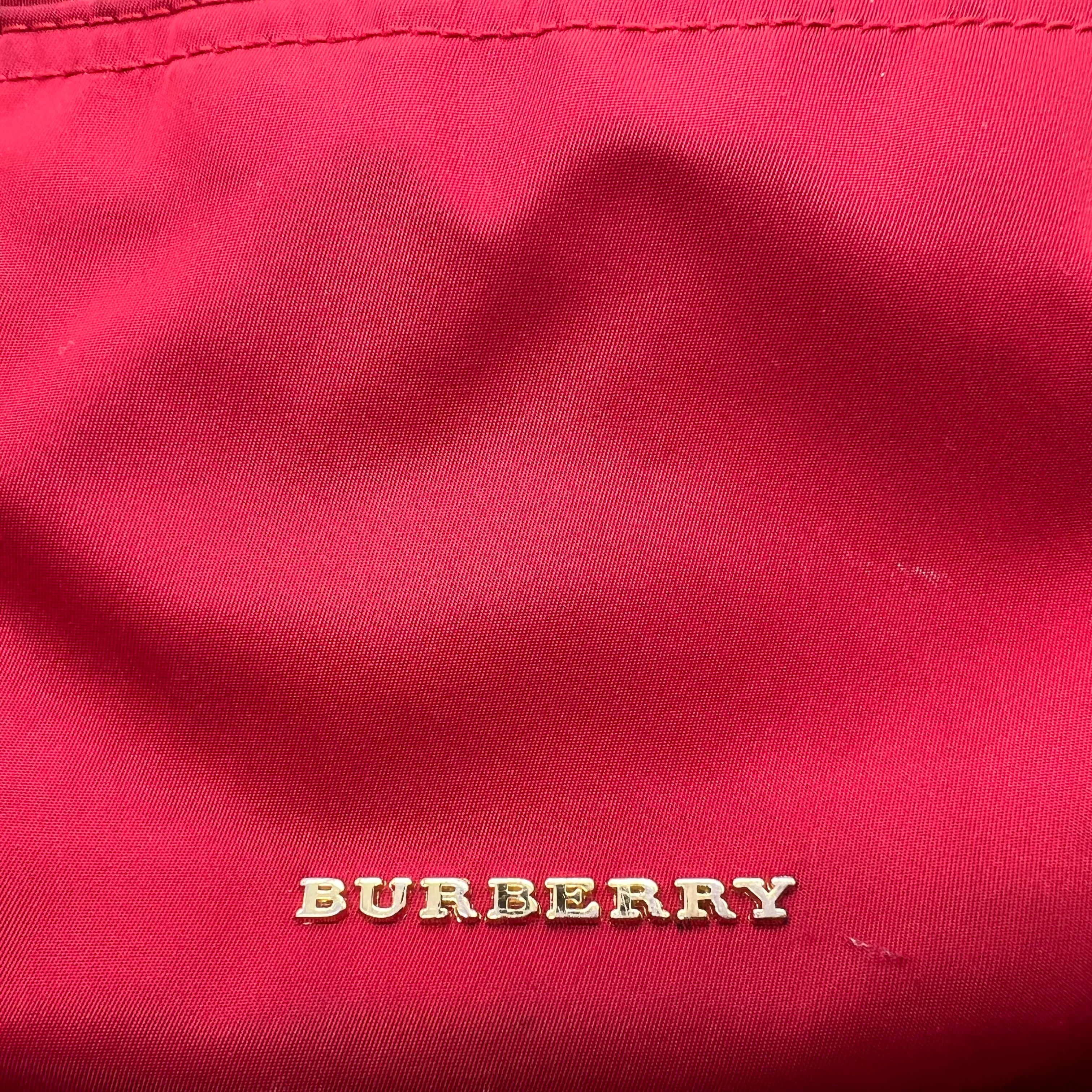 BURBERRY】バーバリー ナイロン バックパック リュック 赤 | Regalia.japan