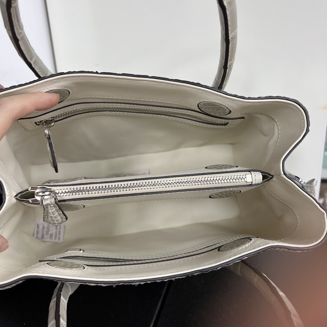 女王バッグ 高品質 クロコダイルレザー ワニ革 レディース ショルダー