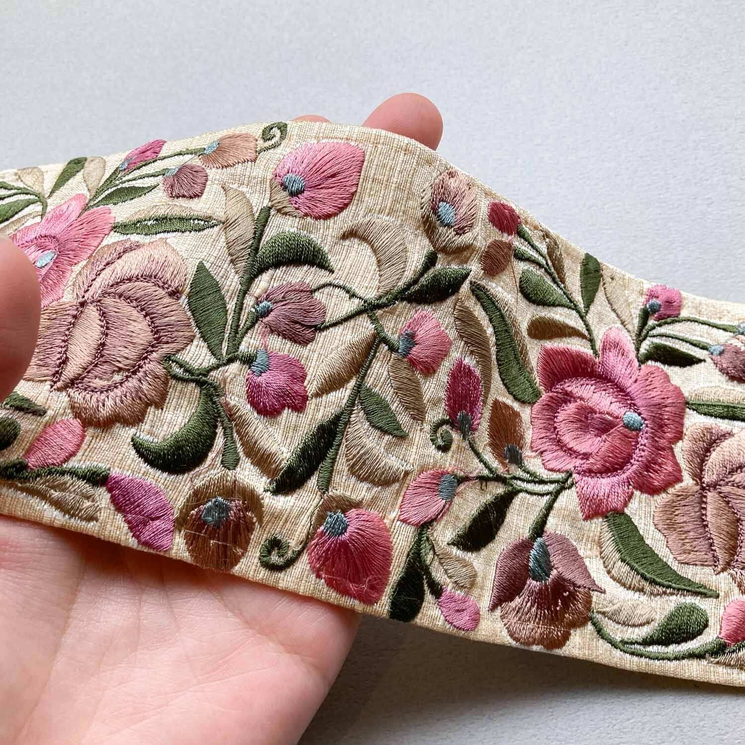 ✴︎✴︎あお✴︎✴︎ページ　インド刺繍　ヌビサコッシュ　ピンク ✴︎✴︎あお✴︎✴︎様専用ページ インド刺繍 ヌビサコッシュ ピンク